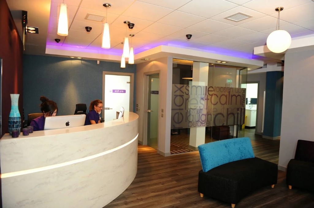 G1 Dental reception team at the Dundas Street practice